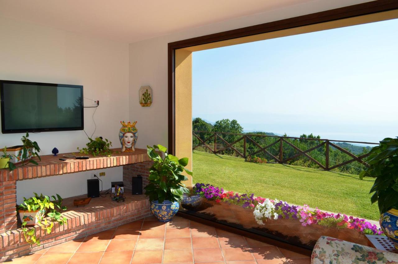L'infinito - & Breakfast 3*